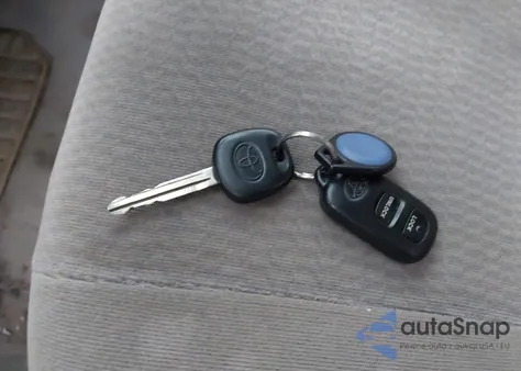 2006 Toyota Corolla Le from USA, damaged, VIN 2T1BR32E16C658241